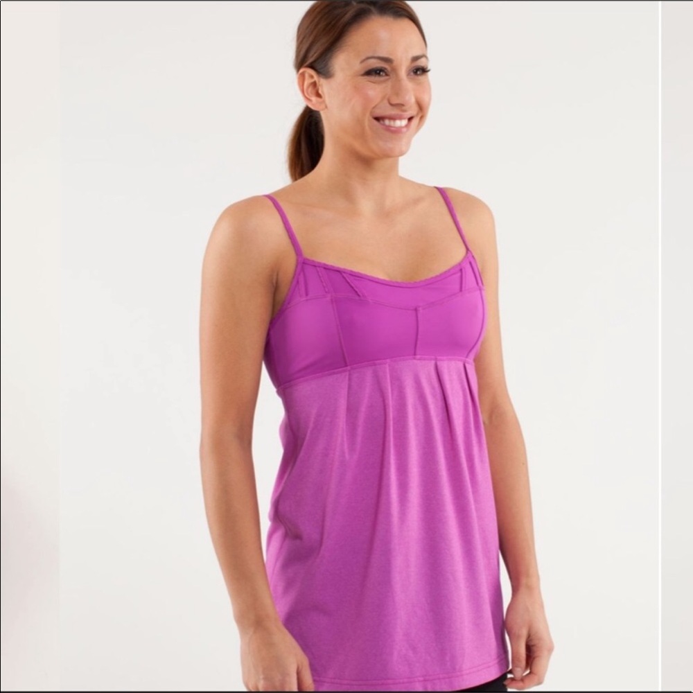 Lululemon debut tank in ultra violet , size 6.